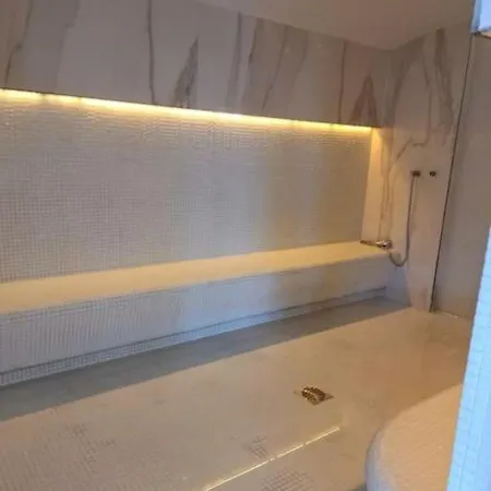 Alezzy Luxury 88 Seaview * Năvodari